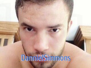 Danniel_Simmons