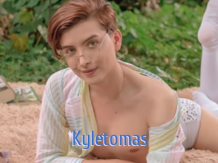 kyletomas 12x Gay