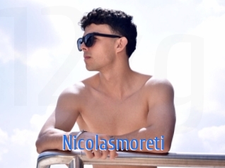 nicolasmoreti 12x Gay